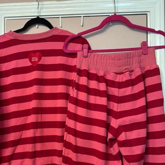 Skull House set with textured bow - Picture 5 of 6